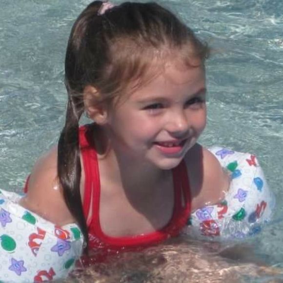 Meet your Posher, Rachel - Picture 1 of 1